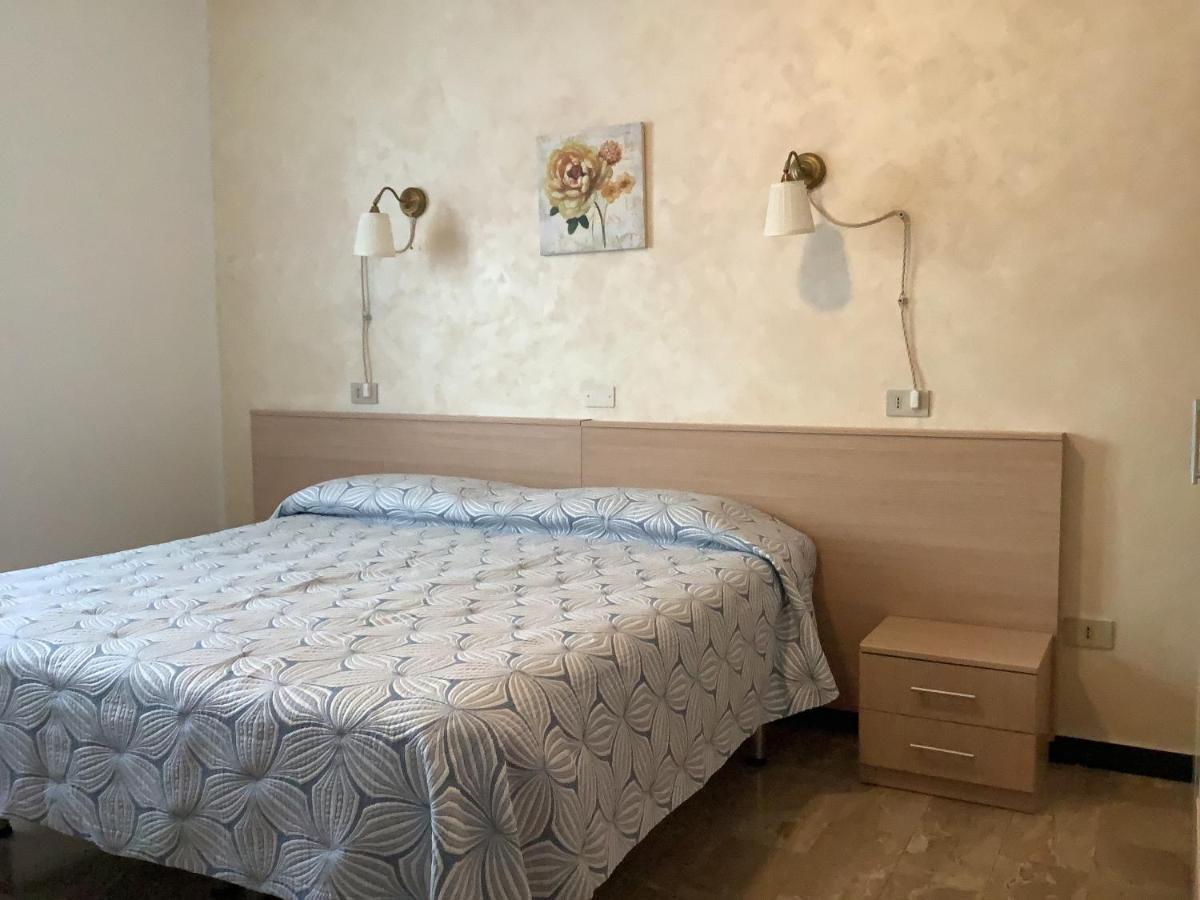 B&B Hotel Costa Azzurra スポトルノ エクステリア 写真