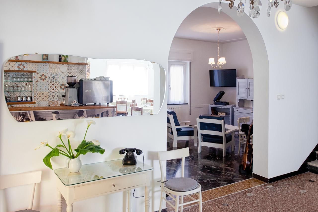 B&B Hotel Costa Azzurra スポトルノ エクステリア 写真