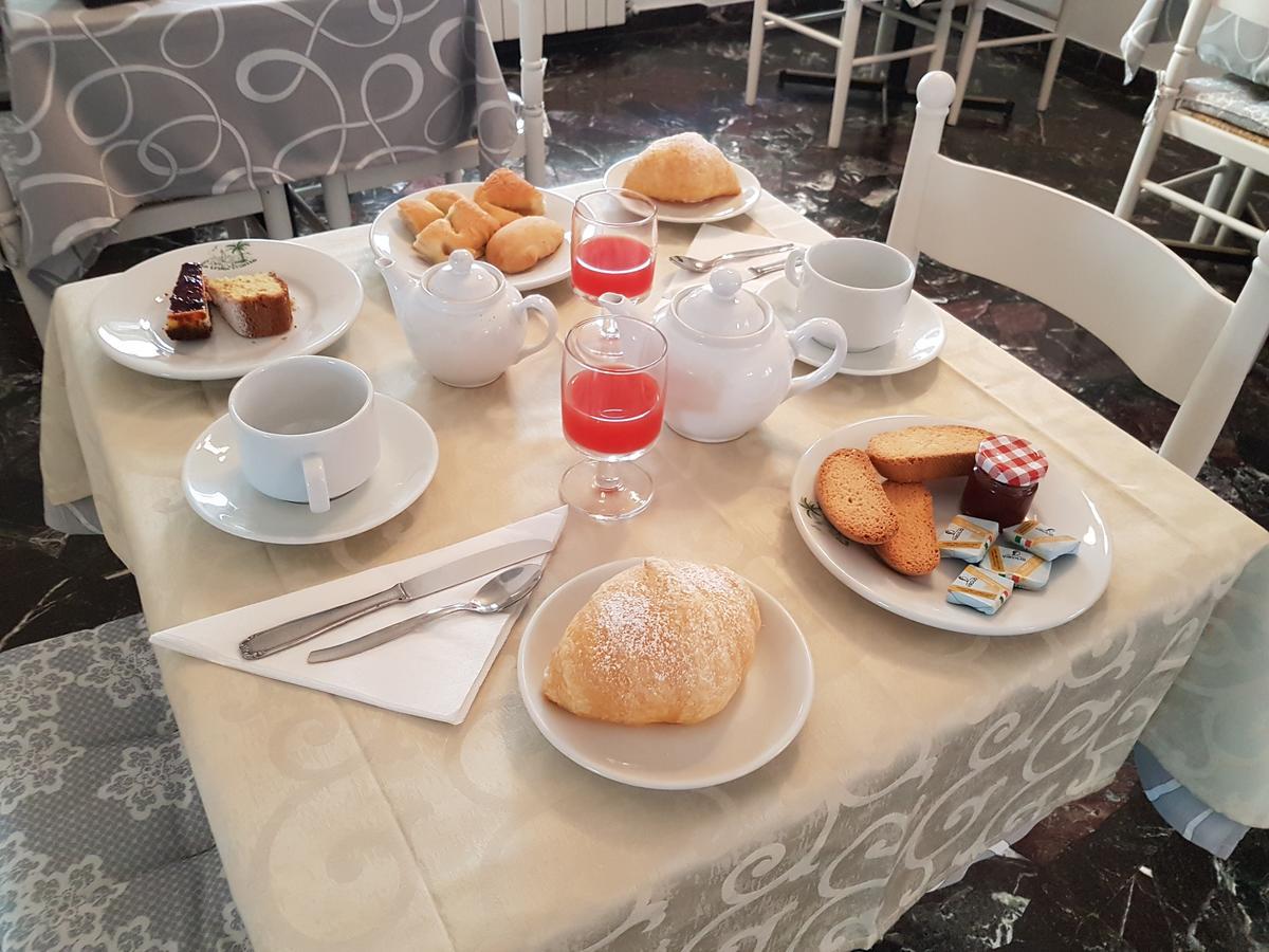 B&B Hotel Costa Azzurra スポトルノ エクステリア 写真
